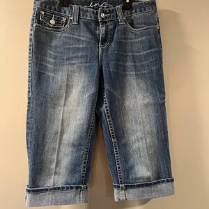 Macys INC brand capris.